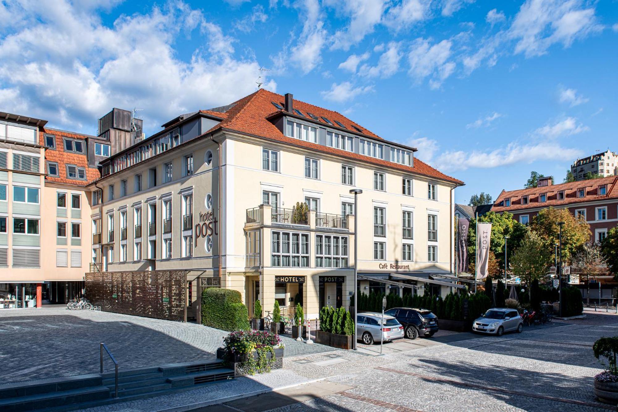 Hotel Post Alpine Cityflair Brunico Exterior photo