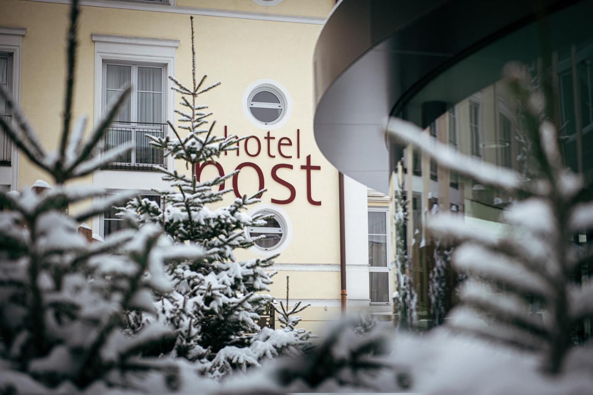 Hotel Post Alpine Cityflair Brunico Exterior photo